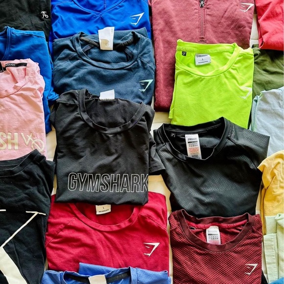 Gym-shark , Vanquish, Calvin Klein t-shirts. - Picture 3 of 8